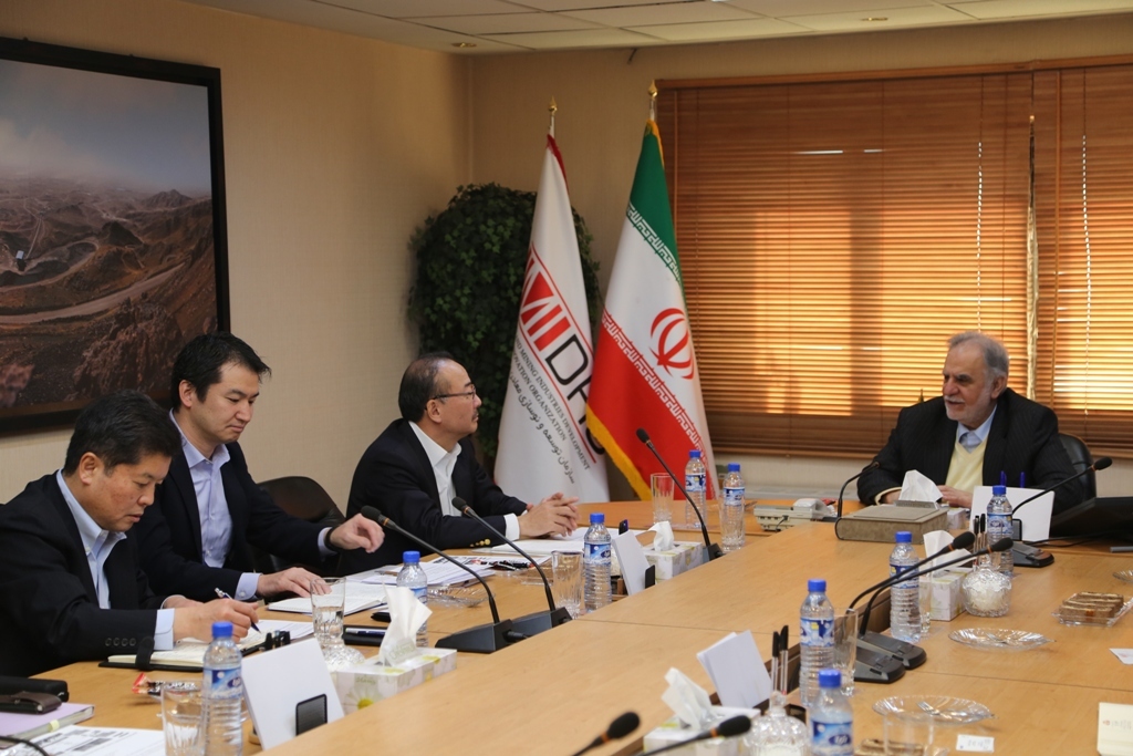 Iran, Japan to Cooperate in Transfer Technology to Reduce Water Consumption in Iranian DRI Plants